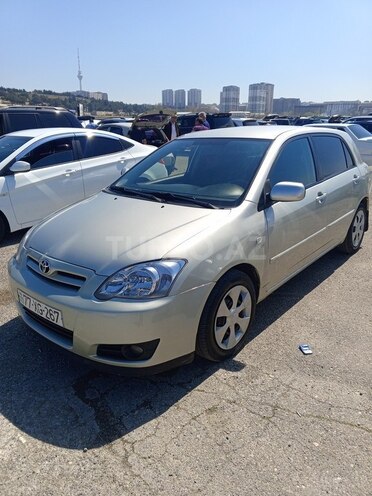Toyota Corolla 2006, 320,000 km - 1.4 l - Bakı
