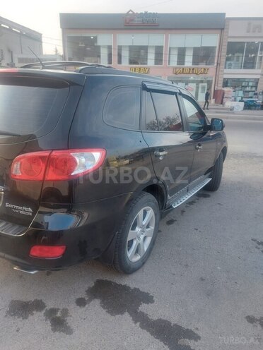 Hyundai Santa Fe 2008, 233,000 km - 2.7 l - Quba
