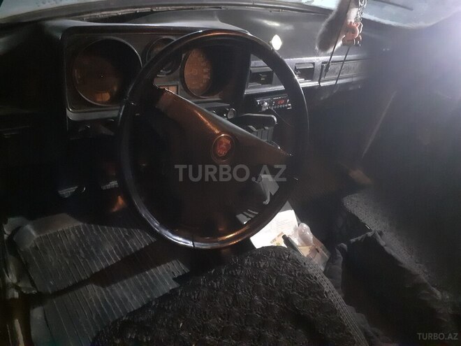GAZ 24 1987, 200,000 km - 2.4 l - Göyçay