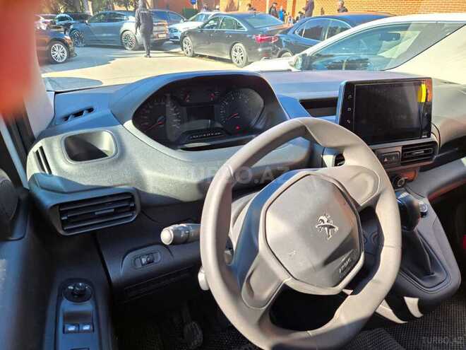 Peugeot Partner 2023, 18,000 km - 1.6 l - Bakı