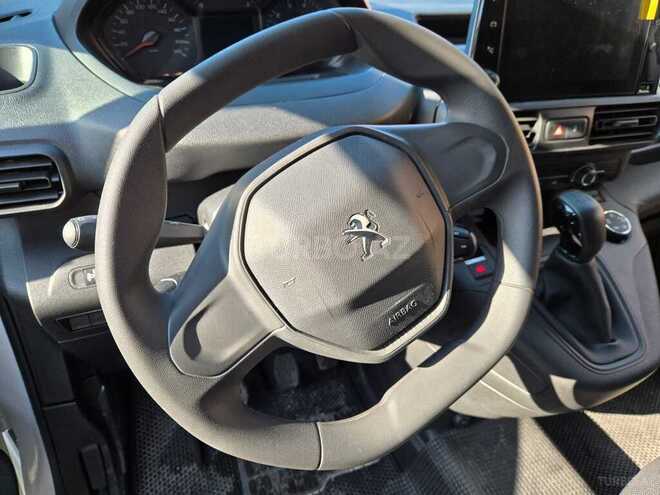 Peugeot Partner 2023, 18,000 km - 1.6 l - Bakı