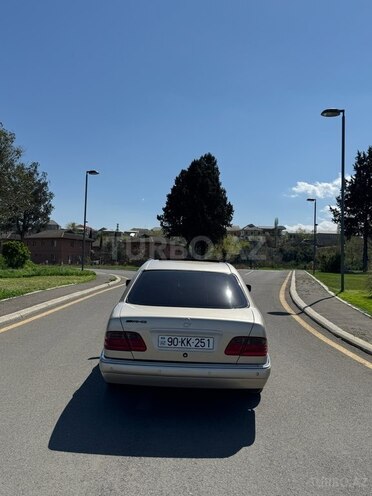 Mercedes E 280 1998, 288,000 km - 2.8 l - Gəncə