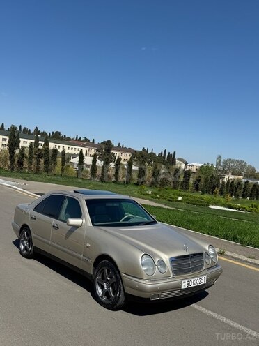 Mercedes E 280 1998, 288,000 km - 2.8 l - Gəncə