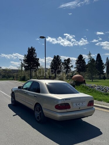 Mercedes E 280 1998, 288,000 km - 2.8 l - Gəncə
