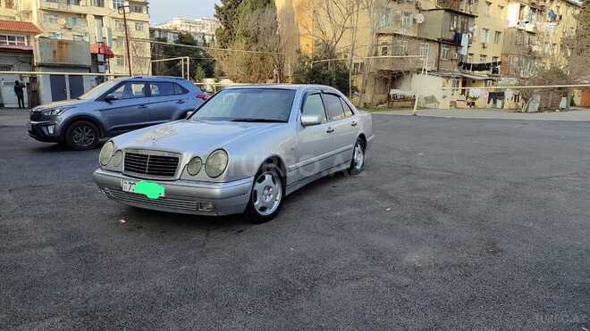 Mercedes E 230 1995, 480,000 km - 2.3 l - Bakı