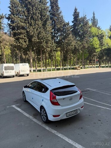 Hyundai Accent 2016, 61,985 km - 1.4 l - Bakı