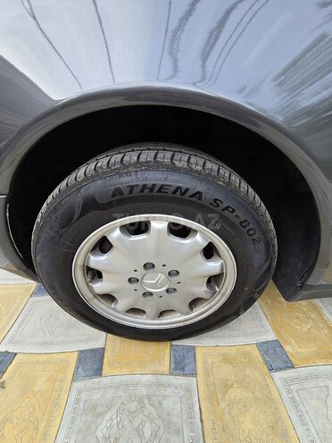 Mercedes E 230 1997, 150,000 km - 2.3 l - Mingəçevir