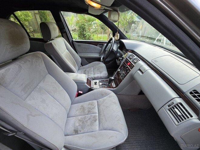 Mercedes E 230 1997, 150,000 km - 2.3 l - Mingəçevir