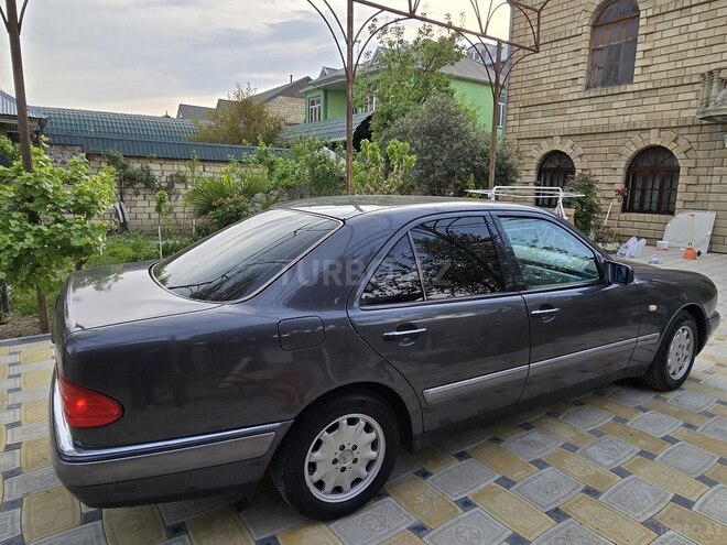 Mercedes E 230 1997, 150,000 km - 2.3 l - Mingəçevir