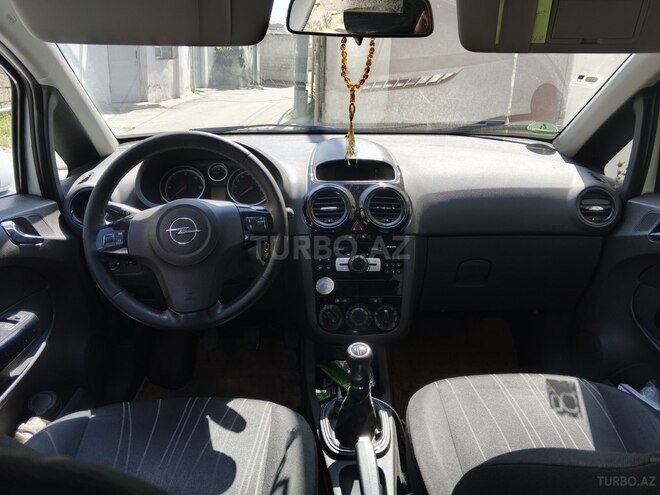 Opel Corsa 2010, 328,000 km - 1.3 l - Bakı