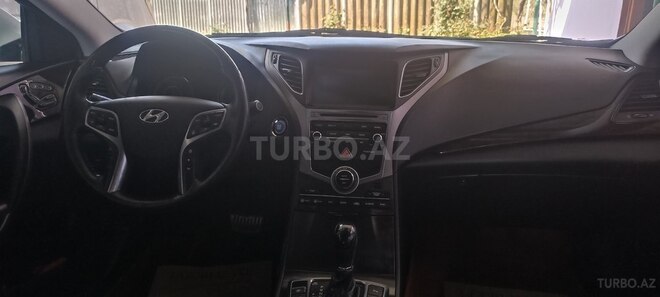 Hyundai Grandeur 2015, 198,000 km - 2.2 l - Bakı