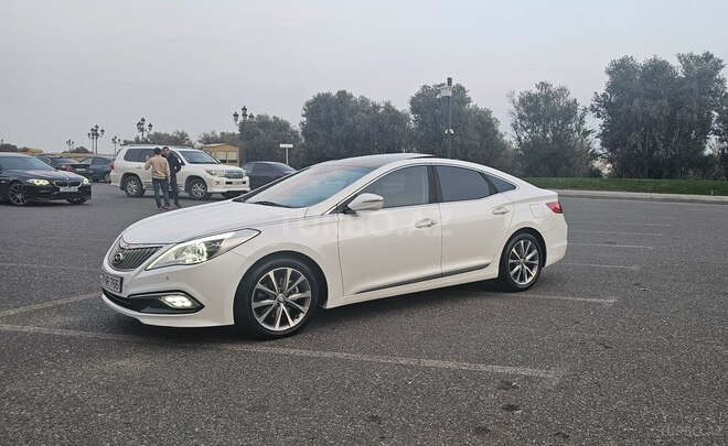 Hyundai Grandeur 2015, 198,000 km - 2.2 l - Bakı