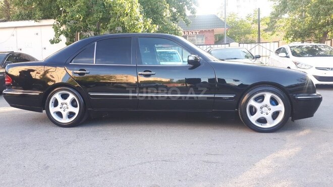 Mercedes E 240 2000, 421,000 km - 2.4 l - Bakı