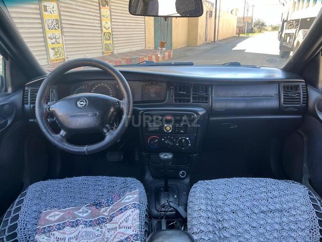 Opel Vectra 1996, 313,000 km - 1.8 l - Bakı