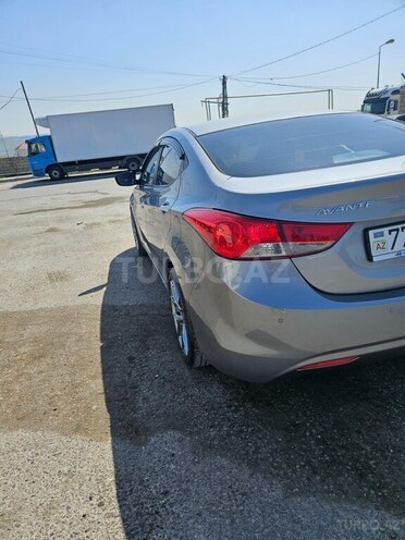 Hyundai Elantra 2013, 178,000 km - 1.6 l - Bakı