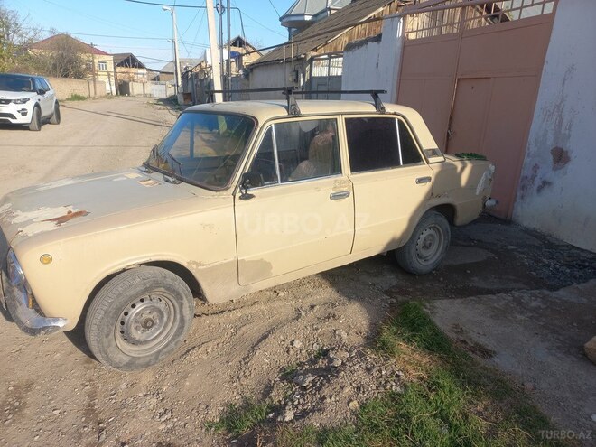 LADA (VAZ) 21011 1983, 95,000 km - 1.5 l - Gəncə