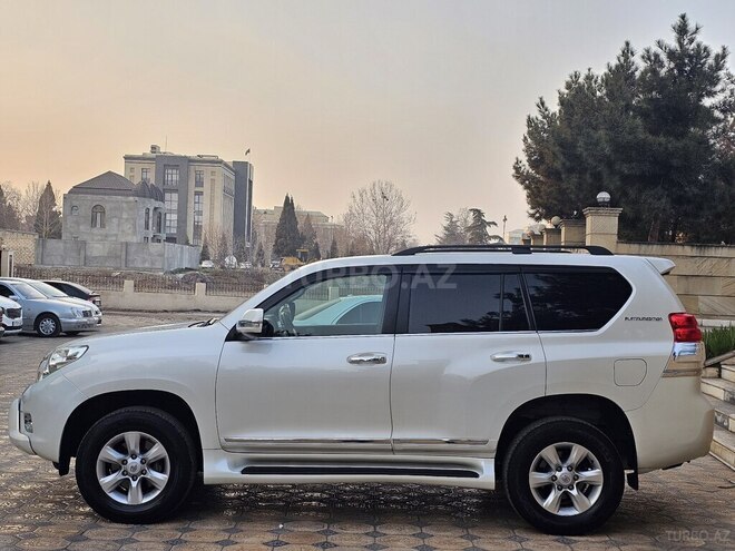 Toyota Land Cruiser Prado 2009, 275,000 km - 2.7 l - Gəncə