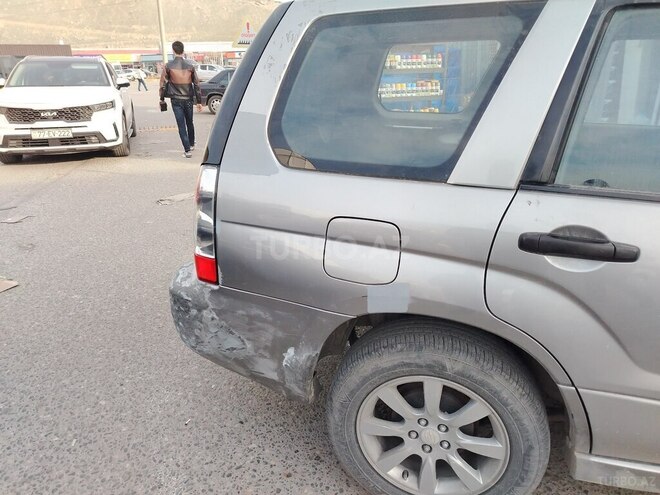 Subaru Forester 2007, 270,000 km - 2.0 l - Bakı