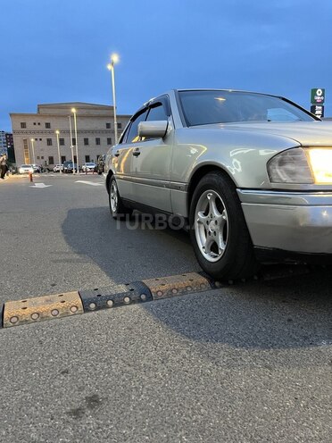 Mercedes C 200 1995, 470,000 km - 2.0 l - Bakı