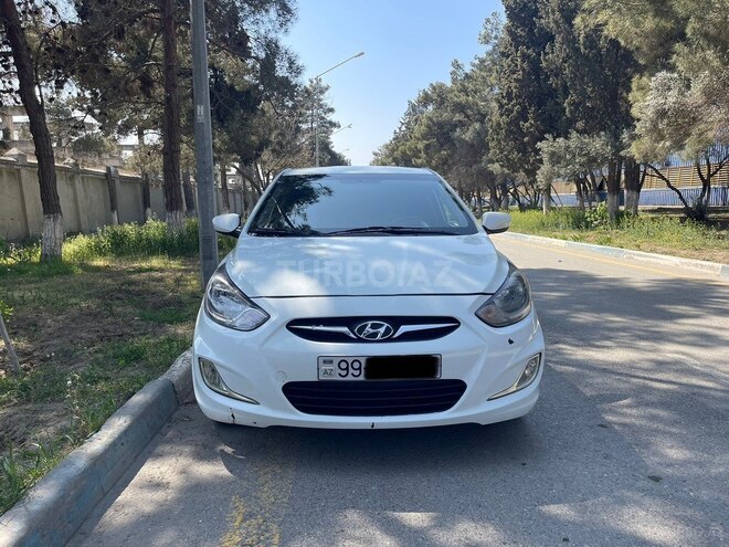 Hyundai Accent 2013, 210,000 km - 1.4 l - Bakı