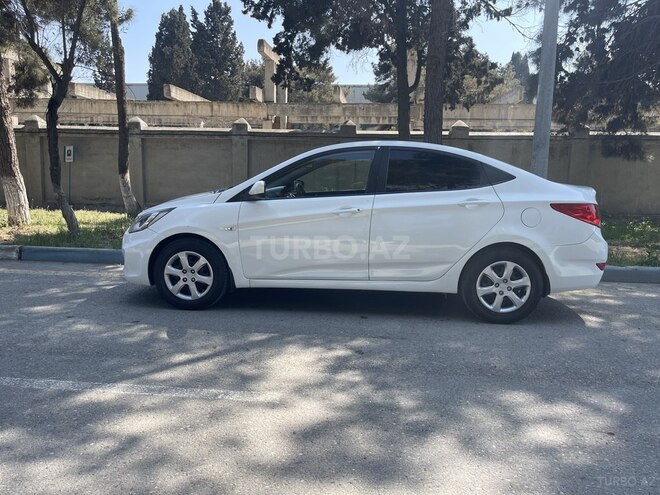 Hyundai Accent 2013, 210,000 km - 1.4 l - Bakı