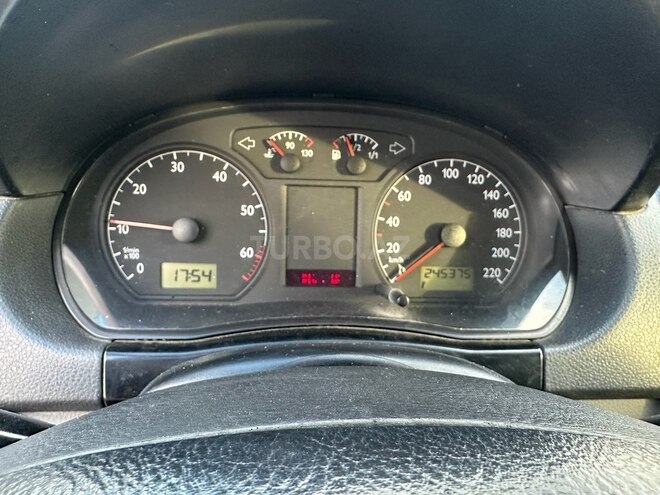 Volkswagen Polo 2003, 255,000 km - 1.4 l - Bakı