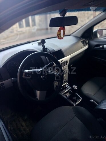 Opel Astra 2006, 462,321 km - 1.3 l - Şəmkir