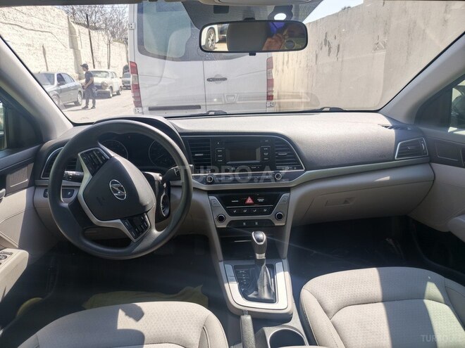 Hyundai Elantra 2017, 154,497 km - 2.0 l - Bakı