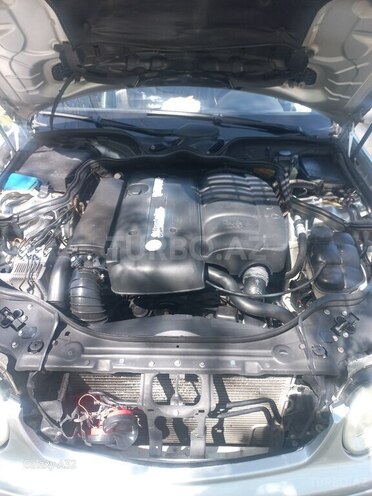 Mercedes E 220 d 2004, 409,000 km - 2.2 l - Mingəçevir