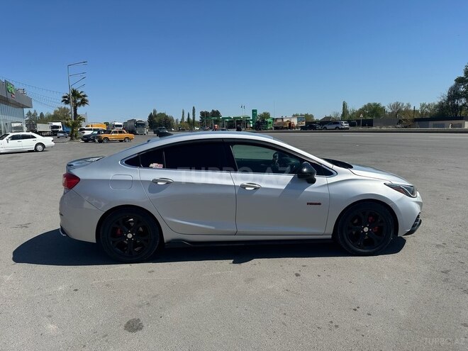 Chevrolet Cruze 2016, 270,400 km - 1.4 l - Ucar