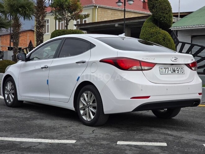 Hyundai Avante 2015, 180,000 km - 1.6 l - Bakı