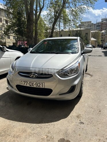 Hyundai Accent 2015, 196,000 km - 1.6 l - Gəncə