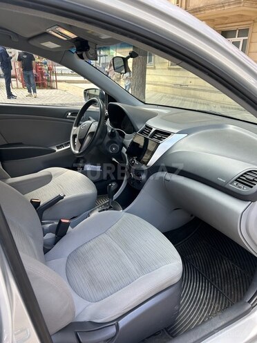 Hyundai Accent 2015, 196,000 km - 1.6 l - Gəncə