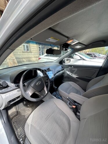 Hyundai Accent 2015, 196,000 km - 1.6 l - Gəncə