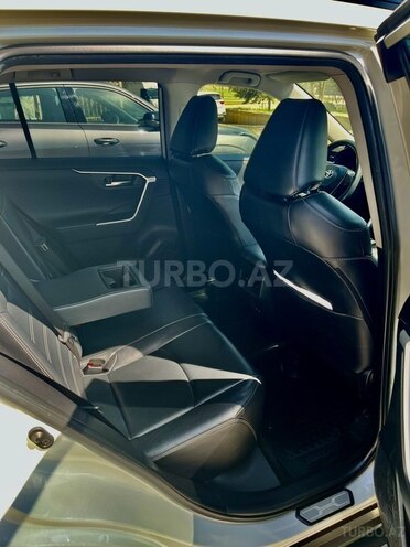 Toyota RAV4 2019, 142,000 km - 2.0 л - Bakı