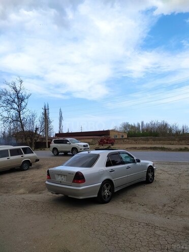 Mercedes C 230 1999, 200,000 km - 2.3 л - Xaçmaz
