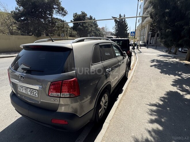 Kia Sorento 2010, 284,000 km - 2.0 l - Bakı