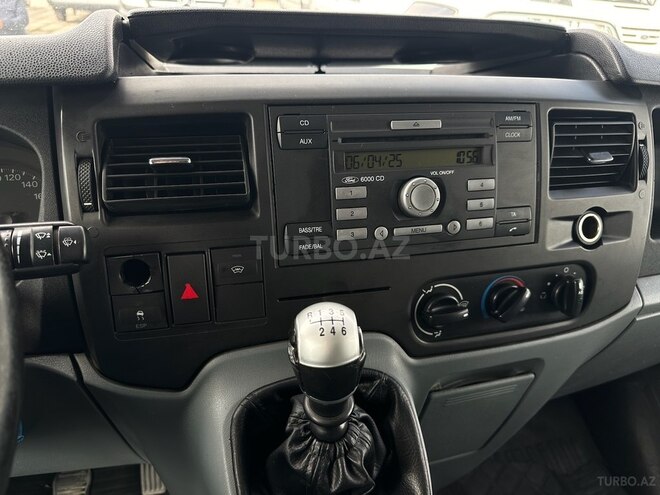 Ford Transit 2009, 242,000 km - 2.4 л - Bakı