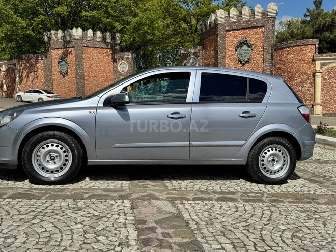 Opel Astra 2006, 330,000 km - 1.4 l - Tovuz