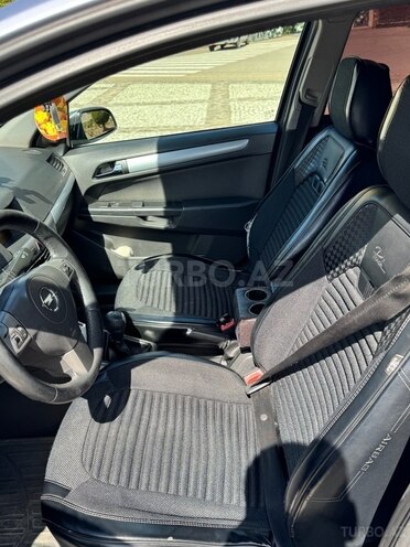 Opel Astra 2006, 330,000 km - 1.4 l - Tovuz