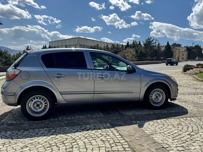 Opel Astra 2006, 330,000 km - 1.4 l - Tovuz