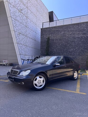 Mercedes C 180 2001, 322,280 km - 2.0 l - Bakı