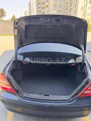 Mercedes C 180 2001, 322,280 km - 2.0 l - Bakı