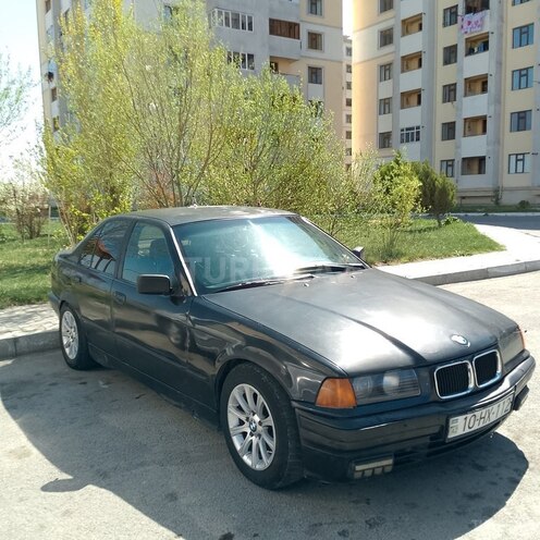 BMW 318 1995, 250,000 km - 1.8 l - Sumqayıt