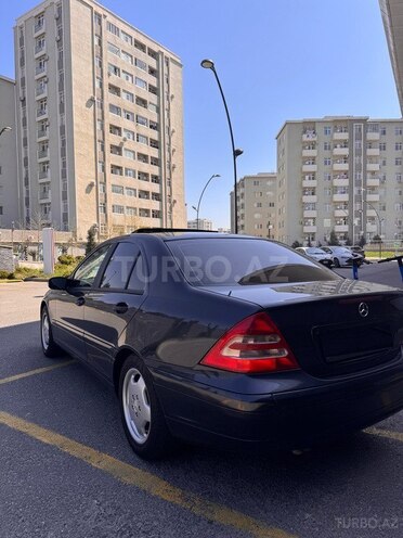 Mercedes C 180 2001, 322,280 km - 2.0 l - Bakı
