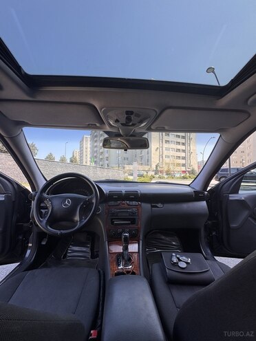Mercedes C 180 2001, 322,280 km - 2.0 l - Bakı