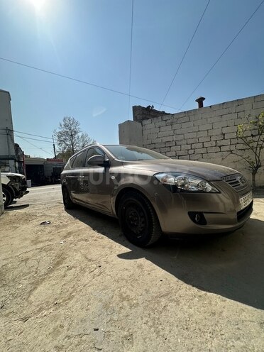 Kia Ceed 2008, 300,000 km - 1.6 л - Bakı