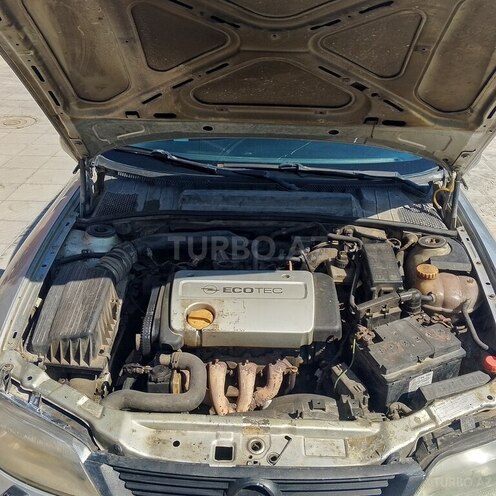 Opel Vectra 1999, 245,000 km - 1.6 l - Bakı