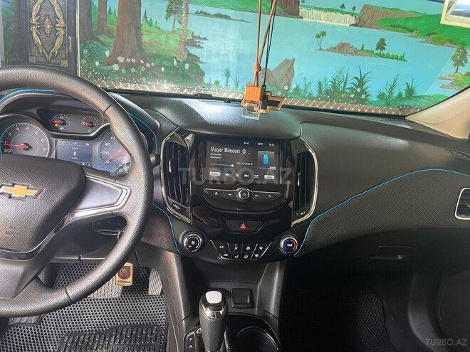 Chevrolet Cruze 2016, 270,400 km - 1.4 l - Ucar