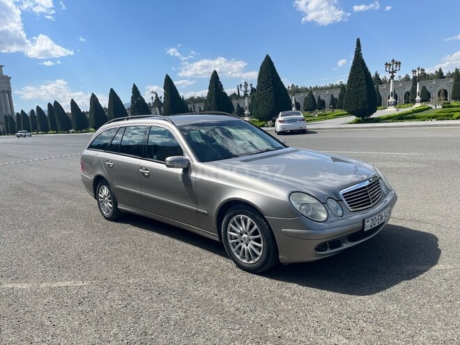 Mercedes E 200 2005, 258,000 km - 1.8 l - Gəncə